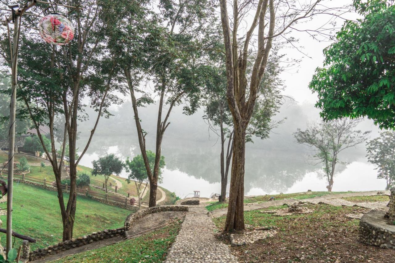 Nan Waterside Hong Bon Nern Exterior foto