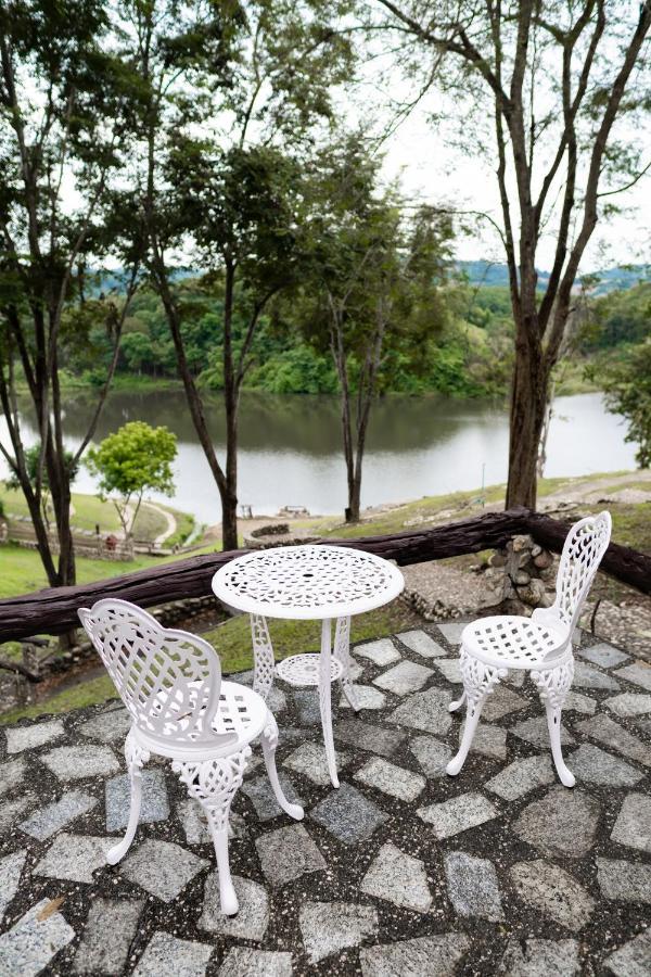 Nan Waterside Hong Bon Nern Exterior foto